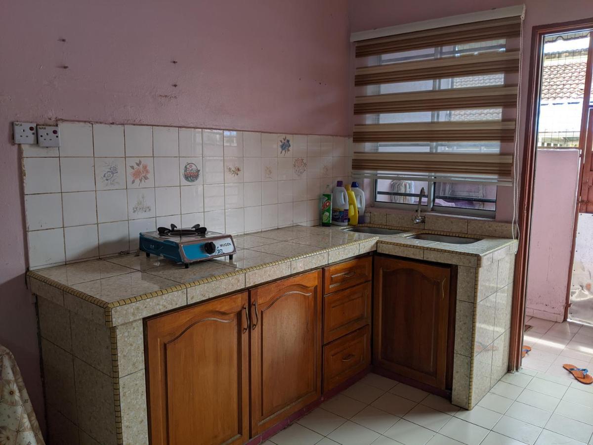 Aryani Homestay Kampong Kelemak Camera foto